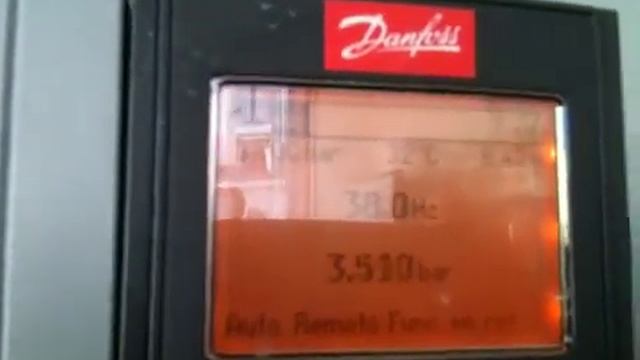 PID CON FC202 PILOTANDO BOMBA SUMERGIBLE BY FLUITRONIC смотреть онлайн