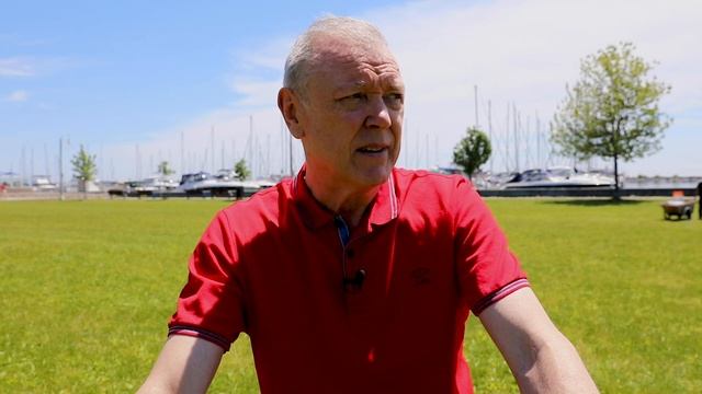 Сколько должен зарабатывать мужчина. Кто платит в ресторане по этикету. смотреть онлайн