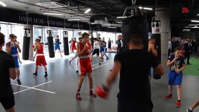 В «Белгород-Арена» открыли новый зал бокса