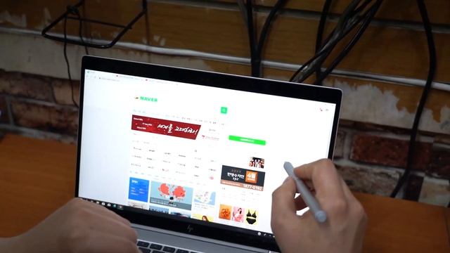 HP 엘리트북 x360 1040 G5 터치되는 노트북 리뷰! 너무 비싼데? смотреть онлайн
