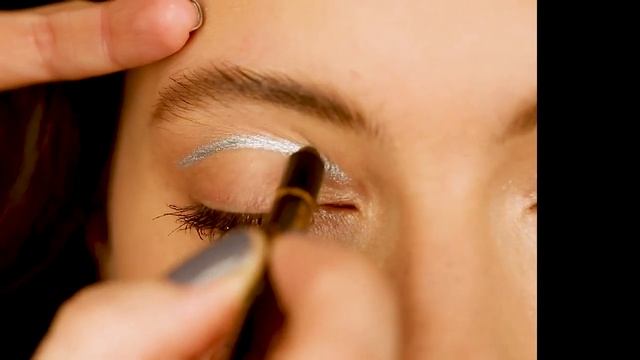 Карандаш Vivienne Sabo для глаз VIRTUOSE смотреть онлайн