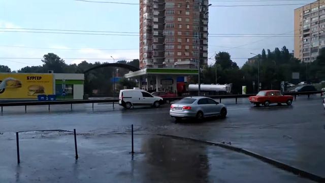 Ливень на "Караваевых Дачах". 29.07.2019. смотреть онлайн