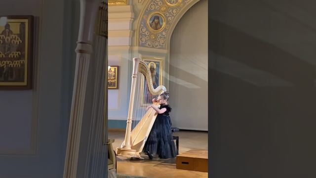 Агата Махаури (арфа) Дж.Томас «Весна» J.Thomas Spring смотреть онлайн