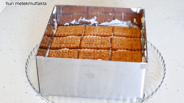 😋FIRIN Yok❗️İPEKSİ Kremasıyla YUMUŞACIK Kolay YAŞ Pasta TARİFİ смотреть онлайн