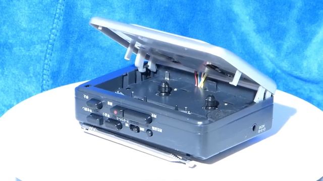 Кассетный Плеер Radio-Recorder MUDIO 778 смотреть онлайн