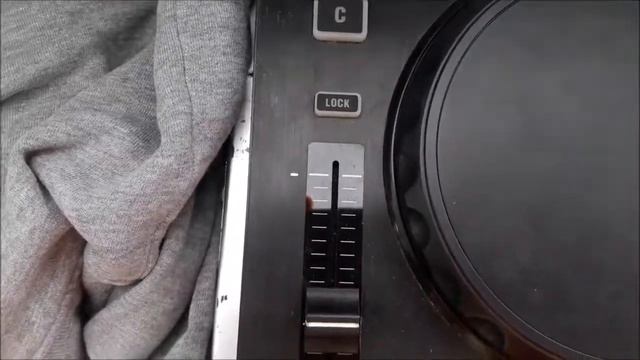 Behringer cmd studio 4a DJ Controller | quick look смотреть онлайн