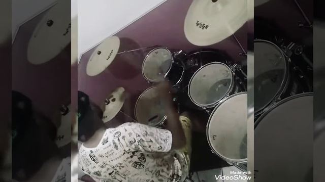 Quarta Cadeira - Matheus e Kauan | Drum Cover смотреть онлайн