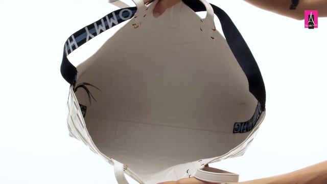 Видеообзор I Женская сумка тоут TOMMY HILFIGER ICONIC TOMMY TOTE MONO 2738316 смотреть онлайн