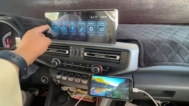 كيف تعرض اليوتيوب و الخرايط و النتفليكس من جوالك في أي سيارة شانجان عبر برنامج easy connection смотреть онлайн