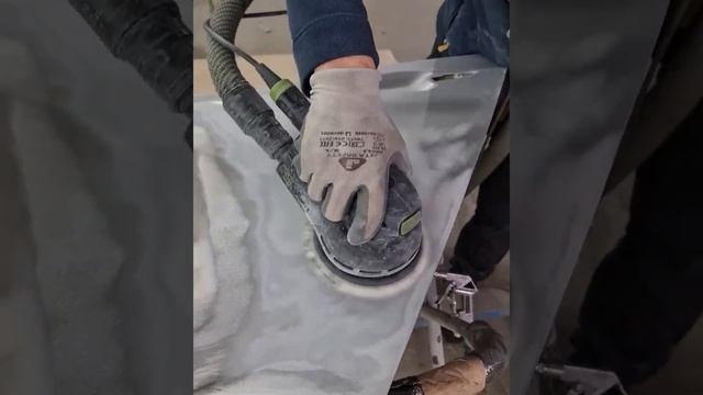 Подготовка шпатлёванной двери машинкой, без применения рубанка.