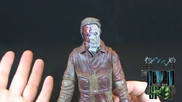 Mezco Rob Zombies Halloween 2 Michael Myers Figure #SpookySpot 2010