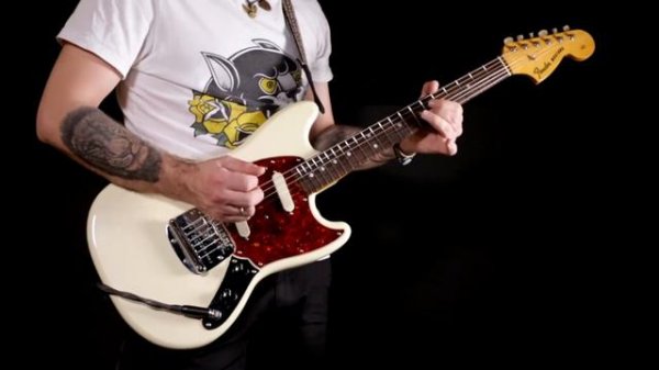 Fender Mustang MG65 VSP Vintage White 2014 Japan