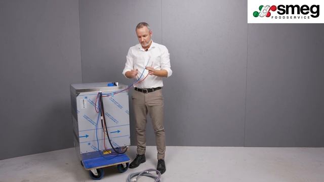 Smeg EasyLine, Topline and EcoLine dishwashers connections video смотреть онлайн