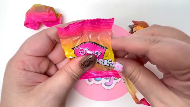 UNBOXING FULL CASE DISNEY DOORABLES SERIES 11 TECHNICOLOR! ❤️🧡💛💚💙💜 смотреть онлайн