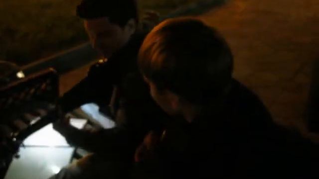 Кредо Медляк отрывок,девка поет очень круто. смотреть онлайн
