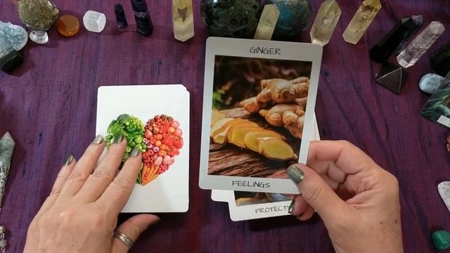 Food Healing Oracle flip through смотреть онлайн