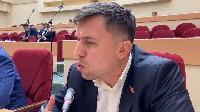 Сначала судьи, теперь палачи. Инициативы ЕР оборачиваются ужасом для местных жителей смотреть онлайн