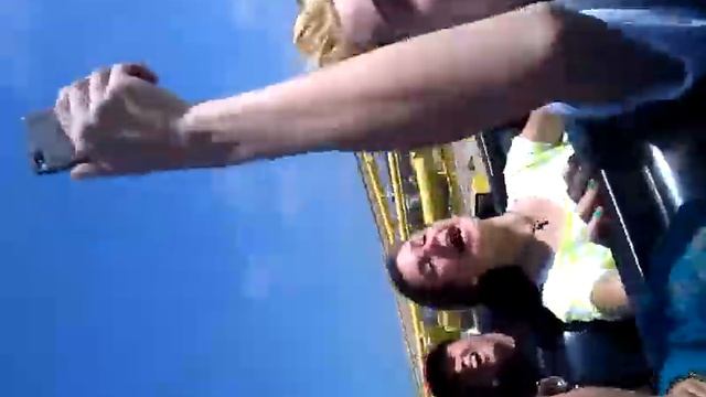 Santa Monice Rollercoaster Ride 2 смотреть онлайн