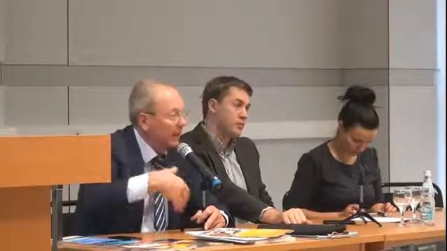 А Романов на Круглом столе клуба маркетологов. Металл-Экспо'2014 смотреть онлайн