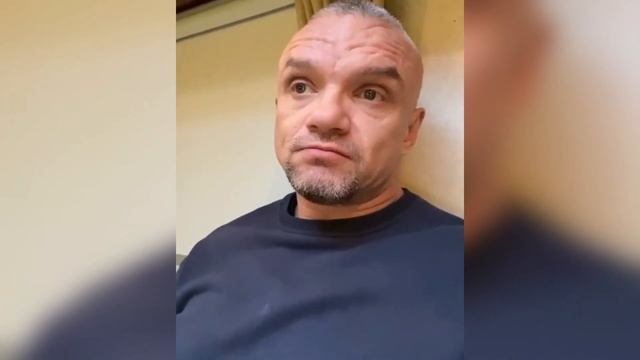 Актёр Владимир Епифанцев о рисующих слонах смотреть онлайн