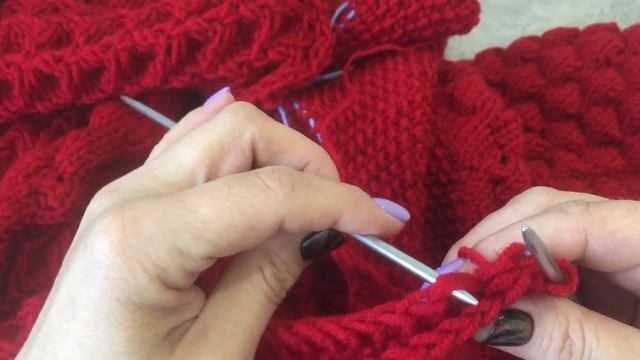 Как быстро и легко соединить две вязаных детали на спицах. смотреть онлайн