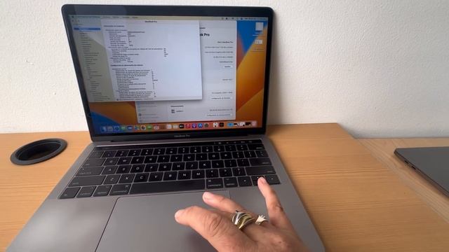 Portatil MacBook Pro 13 Pulgadas SSD 1TB 38875-6