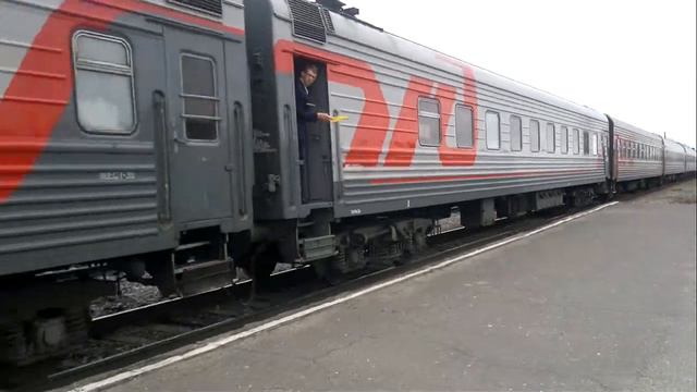 Тепловоз ТЭП70-0292 с поездом Москва-Волгоград смотреть онлайн