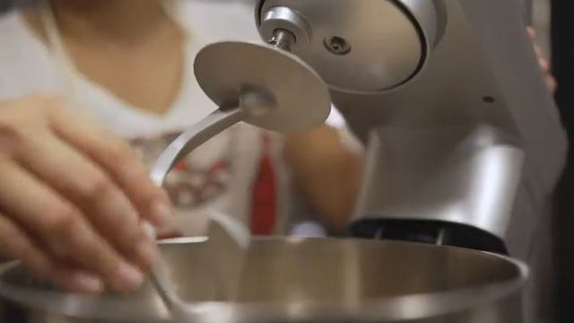 DOBBOR 8.5QT Stand Mixer смотреть онлайн