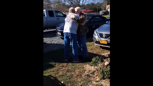 Fellow Class Racer and Vietnam Vet Bob Bender Reunited with Bud Marshall After 51 Years смотреть онлайн