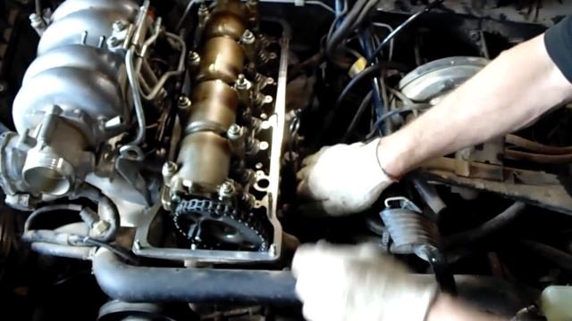 Как заменить ГИДРОКОМПЕНСАТОРЫ на солдатики Гидронатяжитель на автонатяжитель Шевроле Нива. смотреть онлайн