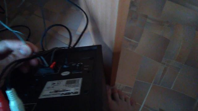 Громкий звук из колонки SVEN SPS.820. В чем проблема и как ее решить?! смотреть онлайн