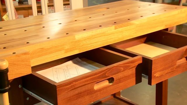 Cтоляные верстаки с тисками от производителя | Деревянные верстаки PROFI&HOBBY® из массива дерева смотреть онлайн