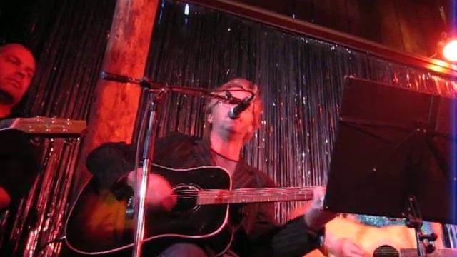 Uno Svenningsson - Under ytan (videoklipp). 2009. смотреть онлайн