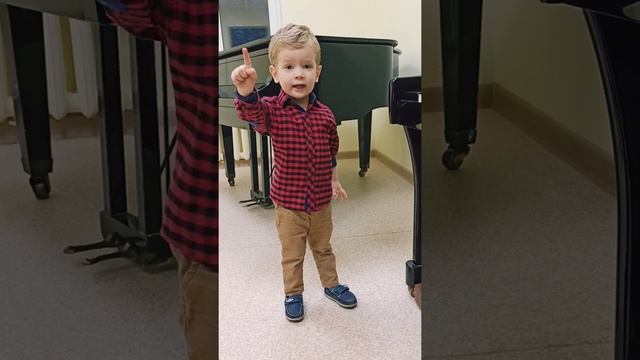 М.Мисухина "Скажите, откуда я взялся?" Читает Буянов Тимур, 3 года. смотреть онлайн