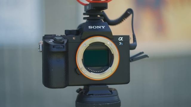 Forget the new Sony cameras, get this one instead. смотреть онлайн