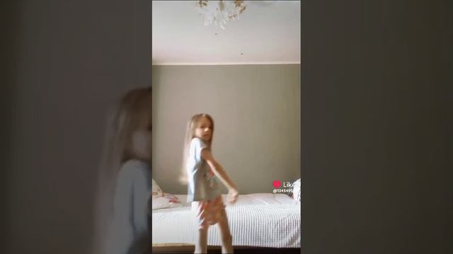 1000000498.mp4 смотреть онлайн