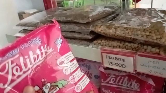 3 MEREK MAKANAN KUCING PALING BANYAK PEMINAT смотреть онлайн
