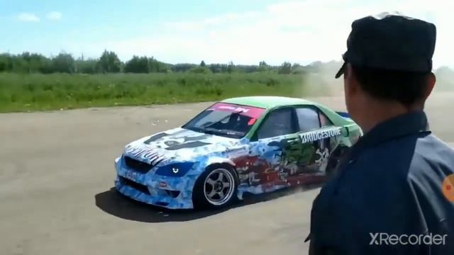 Между нами провода да да да я сказал иди суда и ты сказала да да да смотреть онлайн