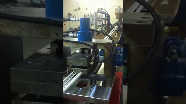 Фильера и станок перфорации для производства профиля для кафеля смотреть онлайн