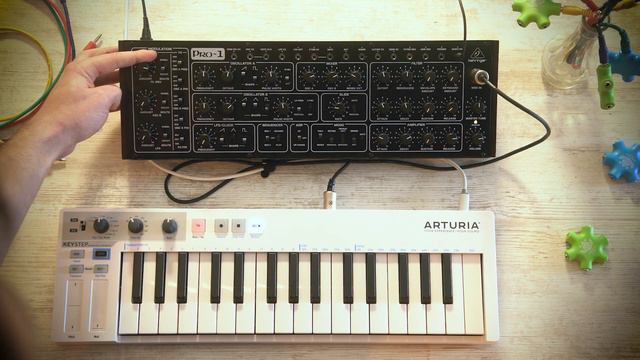 Han(d)s only | Behringer PRO-1 Sound Demo | Thomann смотреть онлайн