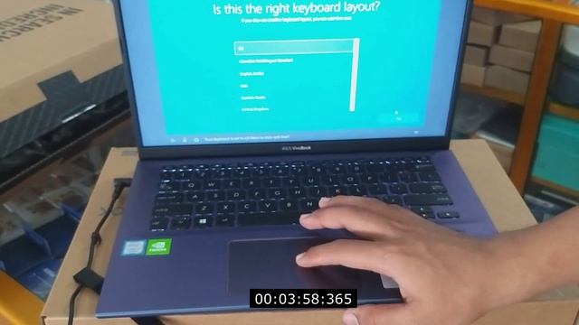 UNBOXING ASUS VIVOBOOK A412 - EK703T смотреть онлайн