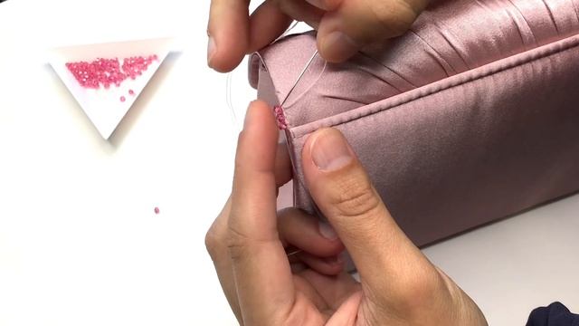 How To Embellish With Preciosa Beads - Bridesmaid Clutch смотреть онлайн