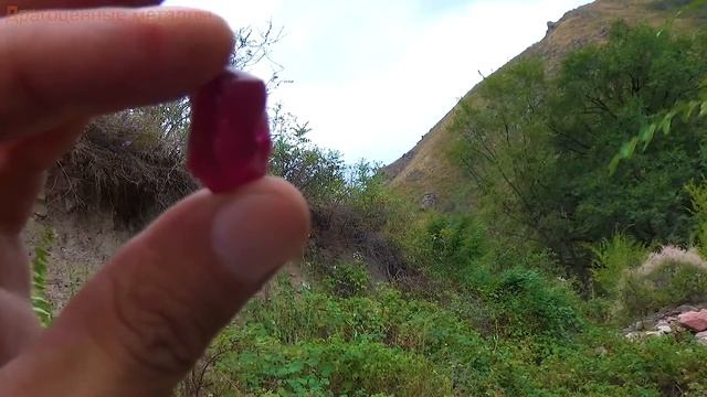 После дождя смотрю камень красный амальдин смотреть онлайн