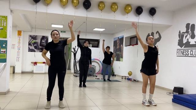 Зумба для начинающих 35 минутная тренировка.Зумба на каждый день. Упражнение, чтобы похудеть Быстро смотреть онлайн