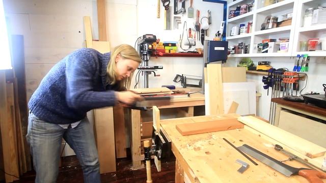 Shop Update - Whitewashing & Dovetailed Drawers смотреть онлайн