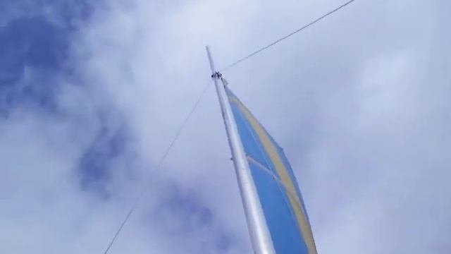 Первая каталка на катамаране ВаряК.wmv смотреть онлайн