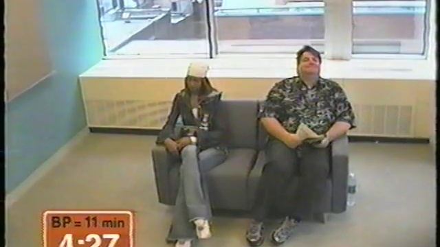 Fat guy has Gastric Distress... смотреть онлайн