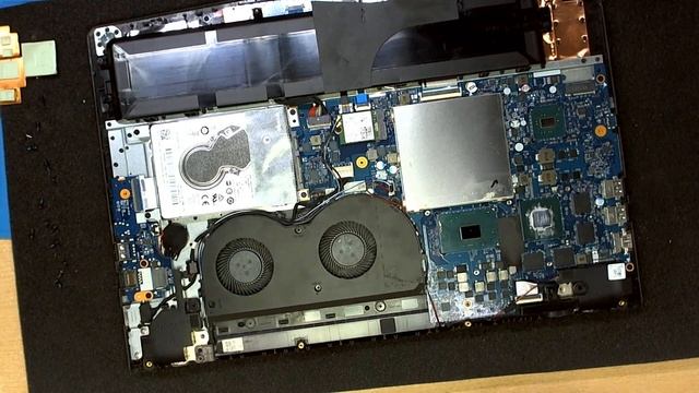 Игровой ноутбук Lenovo Legion Y520. Чистка системы охлаждения.