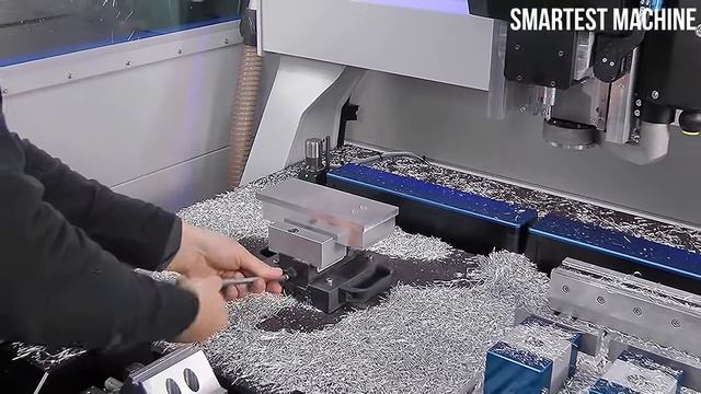 Потрясающая работа ЧПУ станка. Автоматическая работа станка ЧПУ.