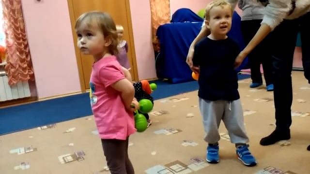 Песня про погремушки смотреть онлайн